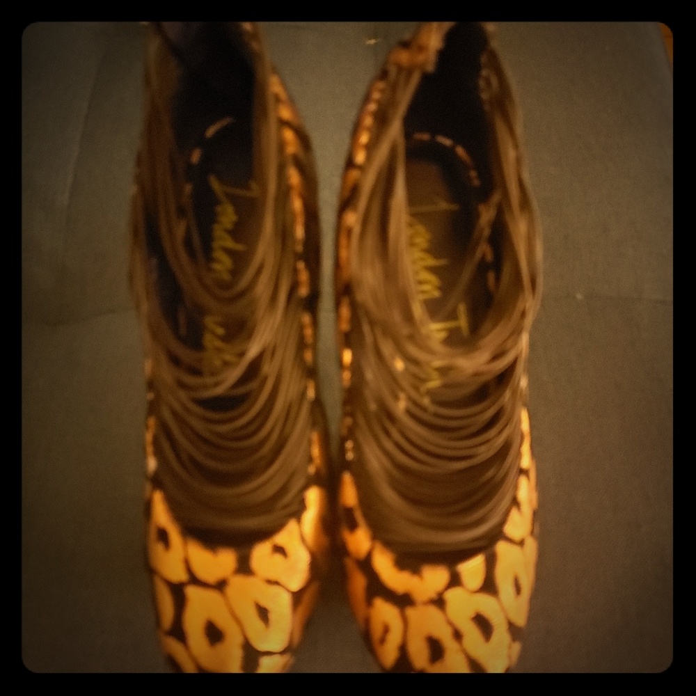 Women's size 9 shoes